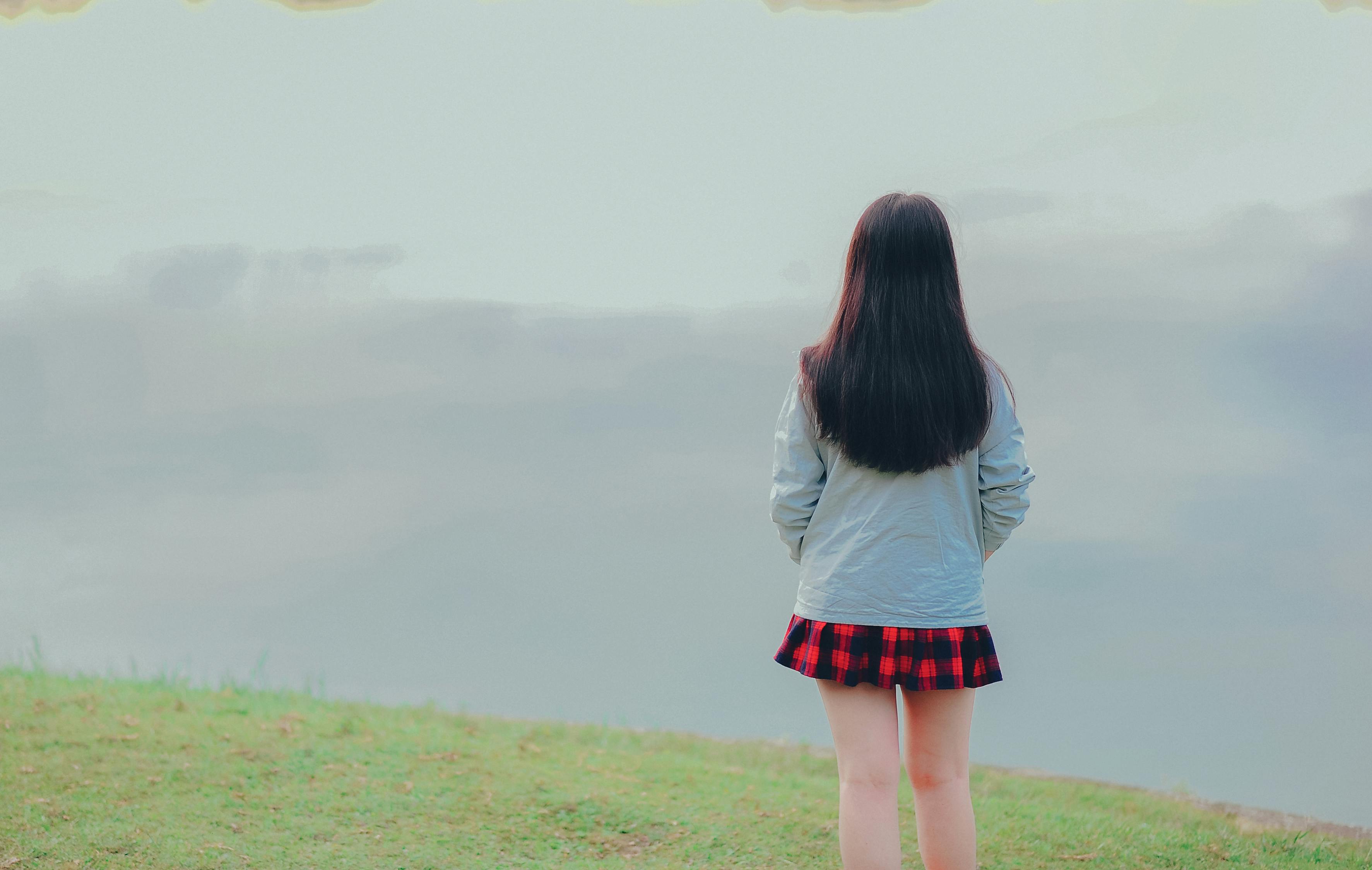 下女初希最新